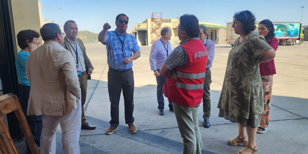 Aduana de Los Andes se reúne con autoridades locales para optimizar estrategias de donación de mercancías