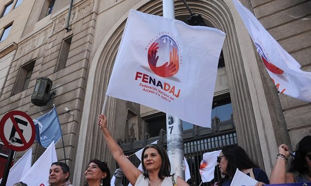 Más de un mes: Paro de la Corporación de Asistencia Judicial no arriba a acuerdo