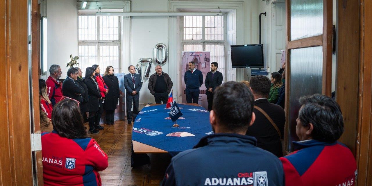 Gobierno Regional de Valparaíso compromete apoyo para conservación patrimonial del edifico de Aduanas