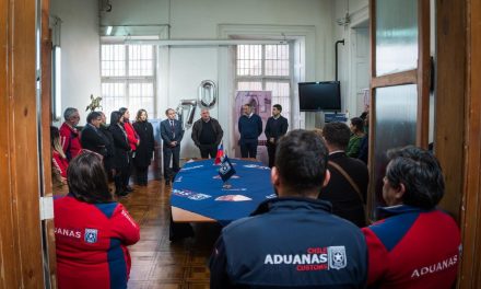 Gobierno Regional de Valparaíso compromete apoyo para conservación patrimonial del edifico de Aduanas
