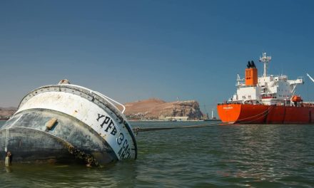 Prevén descargar 100 millones de litros de combustible en Terminal Sica Sica de Arica en tres días