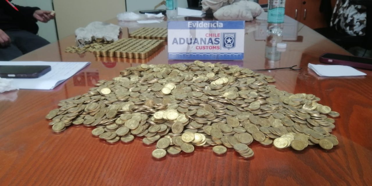 Histórica incautación de Aduanas en San Antonio: detectan millonario envío de monedas y billetes rumbo a Alemania