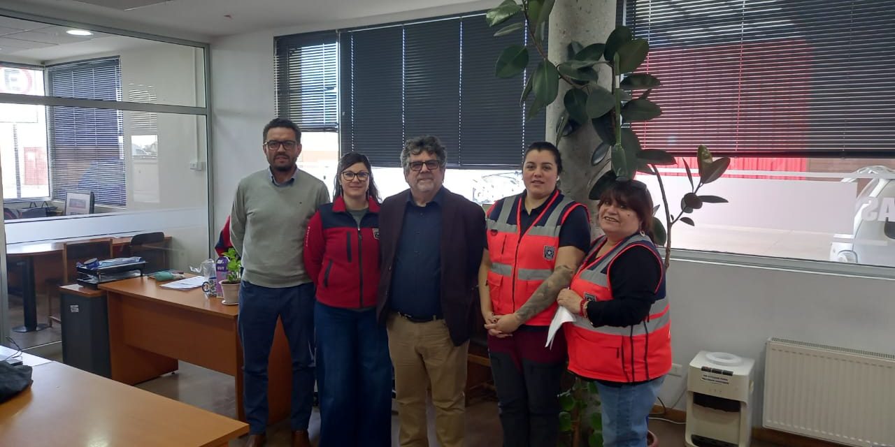Presidente Nacional de ANFACH visitó la Aduana de Punta Arenas en el marco de la celebración institucional