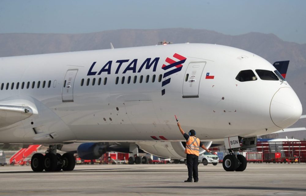 SINDICATO DE PILOTOS DE LATAM DECIDEN IR A HUELGA CON EL 97% DE LOS VOTOS: