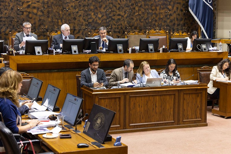 Senado despacha a tercer trámite proyecto de reajuste al sector público y rechaza normas impulsadas por el Ejecutivo