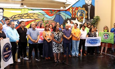 CUT exige explicaciones a la UDI por freno al proyecto de Sala Cuna Universal