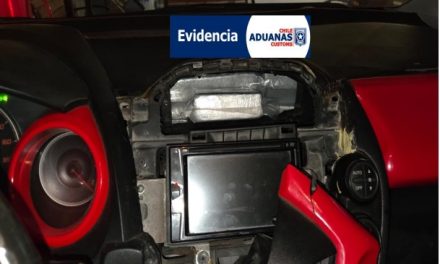 Trabajo coordinado y tecnología permiten a Aduanas  incautar más de 16 kilos de cocaína ocultos en automóvil en Chacalluta