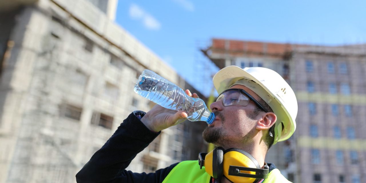 CChC Valparaíso llama a reforzar el cuidado de los trabajadores ante alerta por calor extremo en la zona central