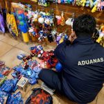Más de 7 mil productos falsificados son retirados del comercio en Magallanes durante 2026