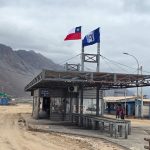 Funcionarios de Aduana izan bandera y reinician los controles