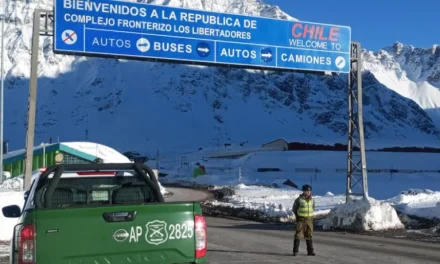Paso Los Libertadores cerrará este lunes por nevadas y malas condiciones en la alta cordillera