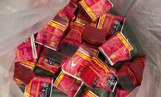 Aduanas detectó insumos que terminaron llevando a un laboratorio clandestino de poppers en Quintero